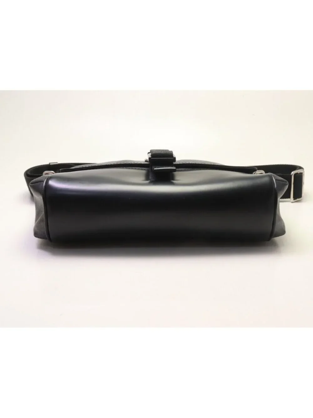 Louis Vuitton Damier Graphite Messenger Voyage PM Shoulder Bag